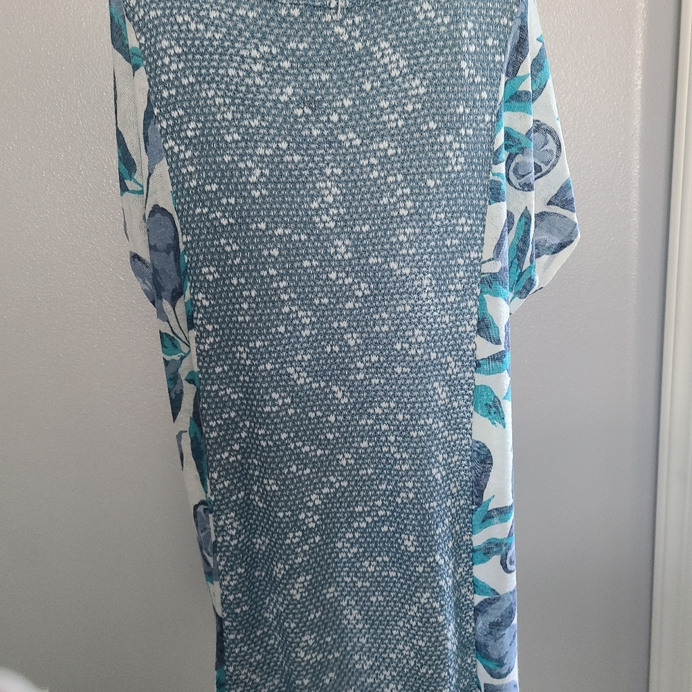 Top - Picture 3 of 4